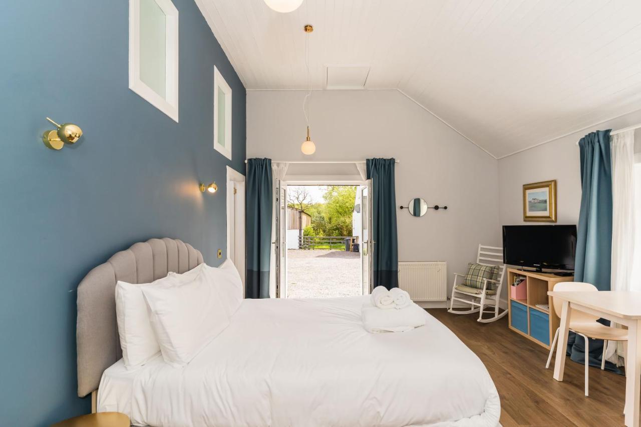 Stylish Self Contained Studio Near Glasgow Airport Appartement Lochwinnoch Buitenkant foto